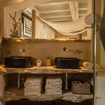 La Casa Dei Gatti A Seccheto, Chicca 瑟克罗